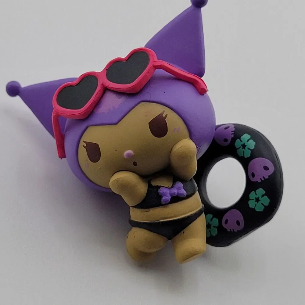 Kuromi - Sanrio Purple Tanned Vacation Mini Figure